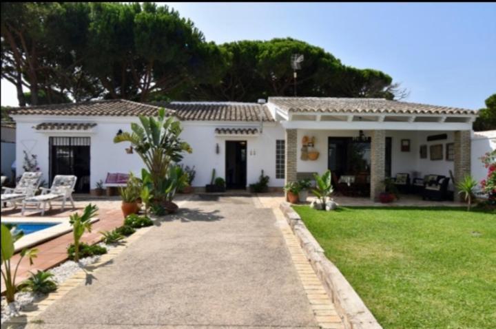 Villa Mencal Chiclana de la Frontera Exterior photo